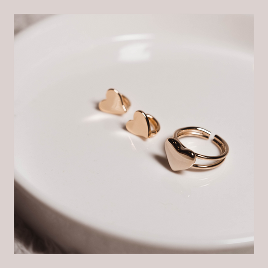 Heart Shape Ring - 2 colours