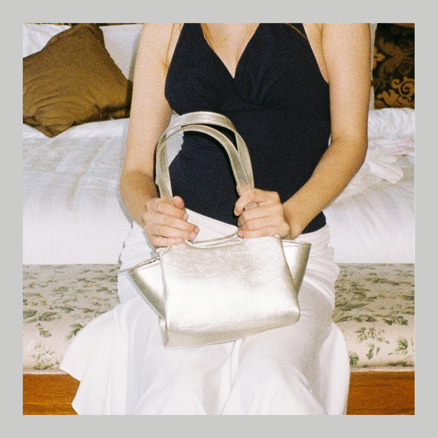 July Mansion - Mini Olivia in Gold