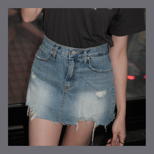 [ 韓國連線 🇰🇷 型格爛牛短裙 內置打底 ] Ripped Mini Denim Skirt