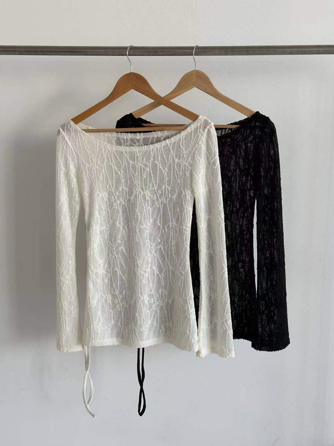 The Old Vine Top - 2 colours