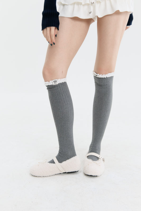 Luv Dept / Ruffle Knee-High Socks - Charcoal