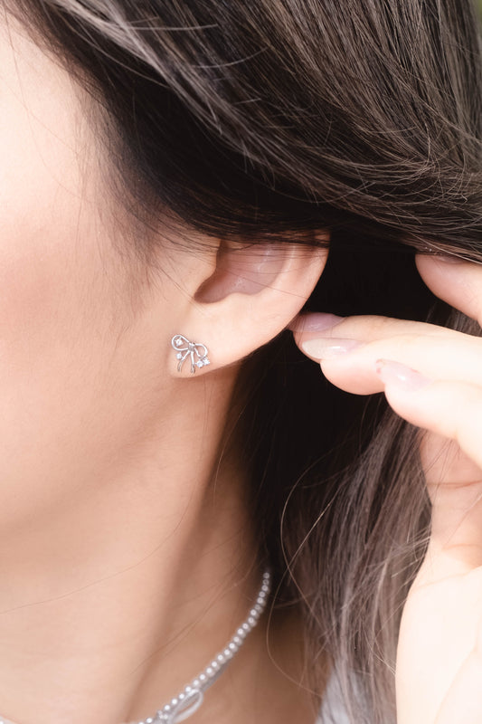 Sparkle in Ribbon Earrings - Silver
