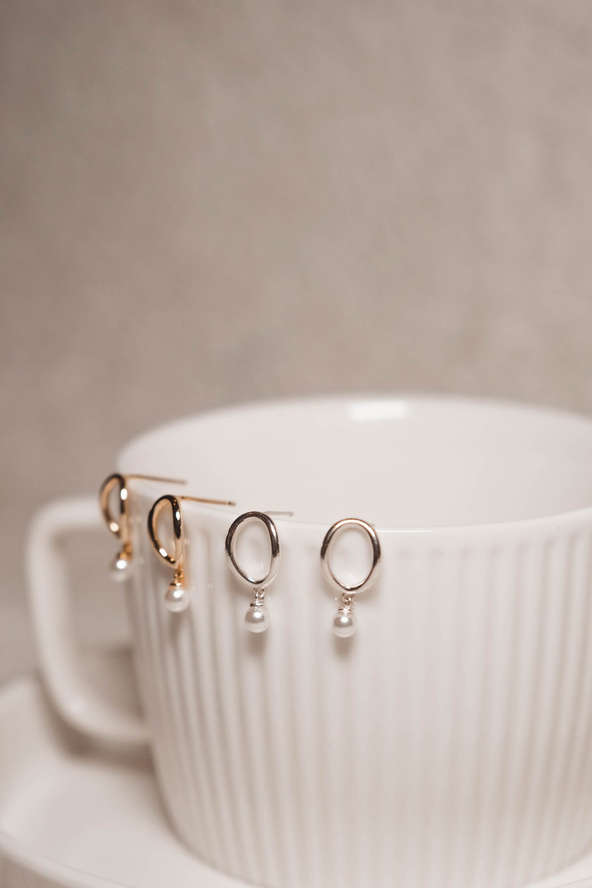 Oval Pearl Earrings Silver