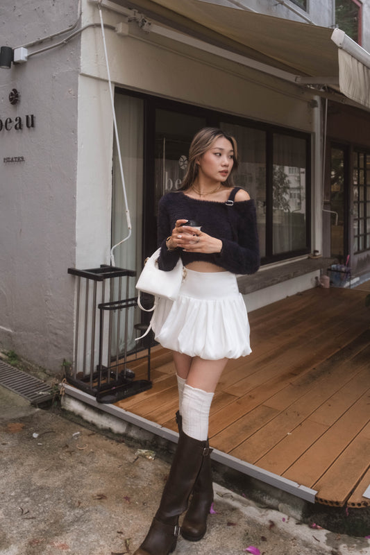 Single Shoulder Mo Mo Sweater - 2 colours