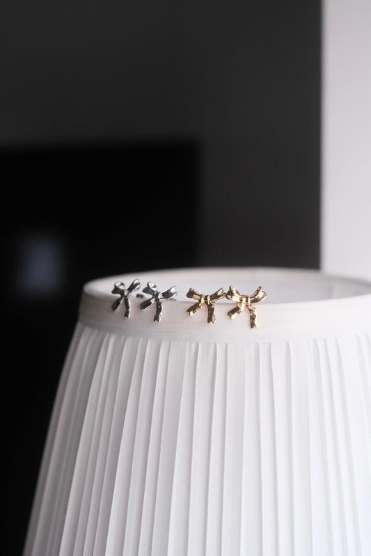 Floating Ribbon Earrings - Silver