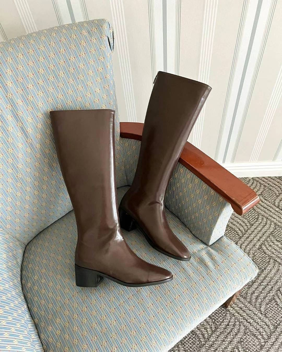 Superb Knee High Heel Boots - 2 colours