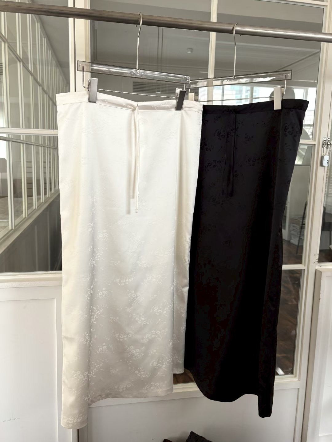 🆕 Satin Jacquard Drawstring Maxi Skirt - 2 colours