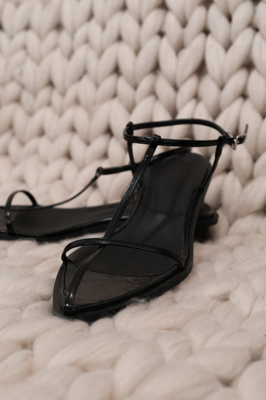 Slimming Round Heel Sandals - 2 colours