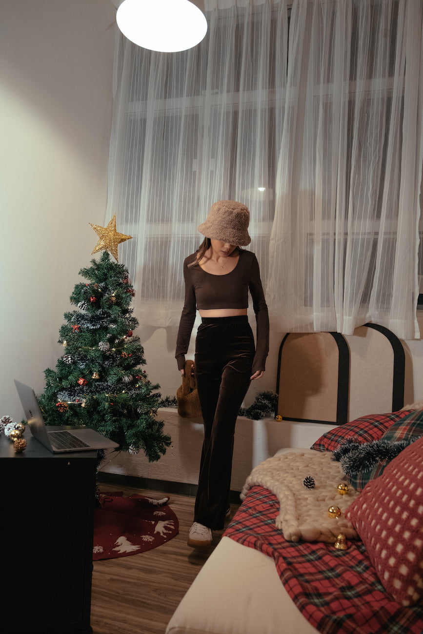 Velvet High-waist Elastic Flare Pants - 3 colours