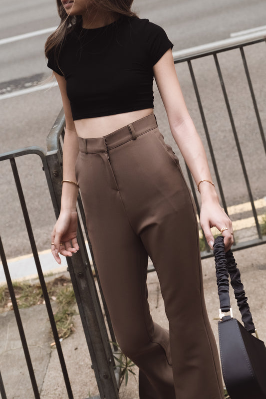 Hourglass High-rise Stretchy Flare Slacks - Coffee Brown
