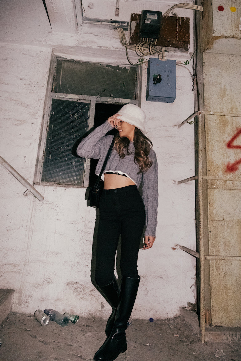 Basic Cable Knit Cropped Sweater - Grey / Black