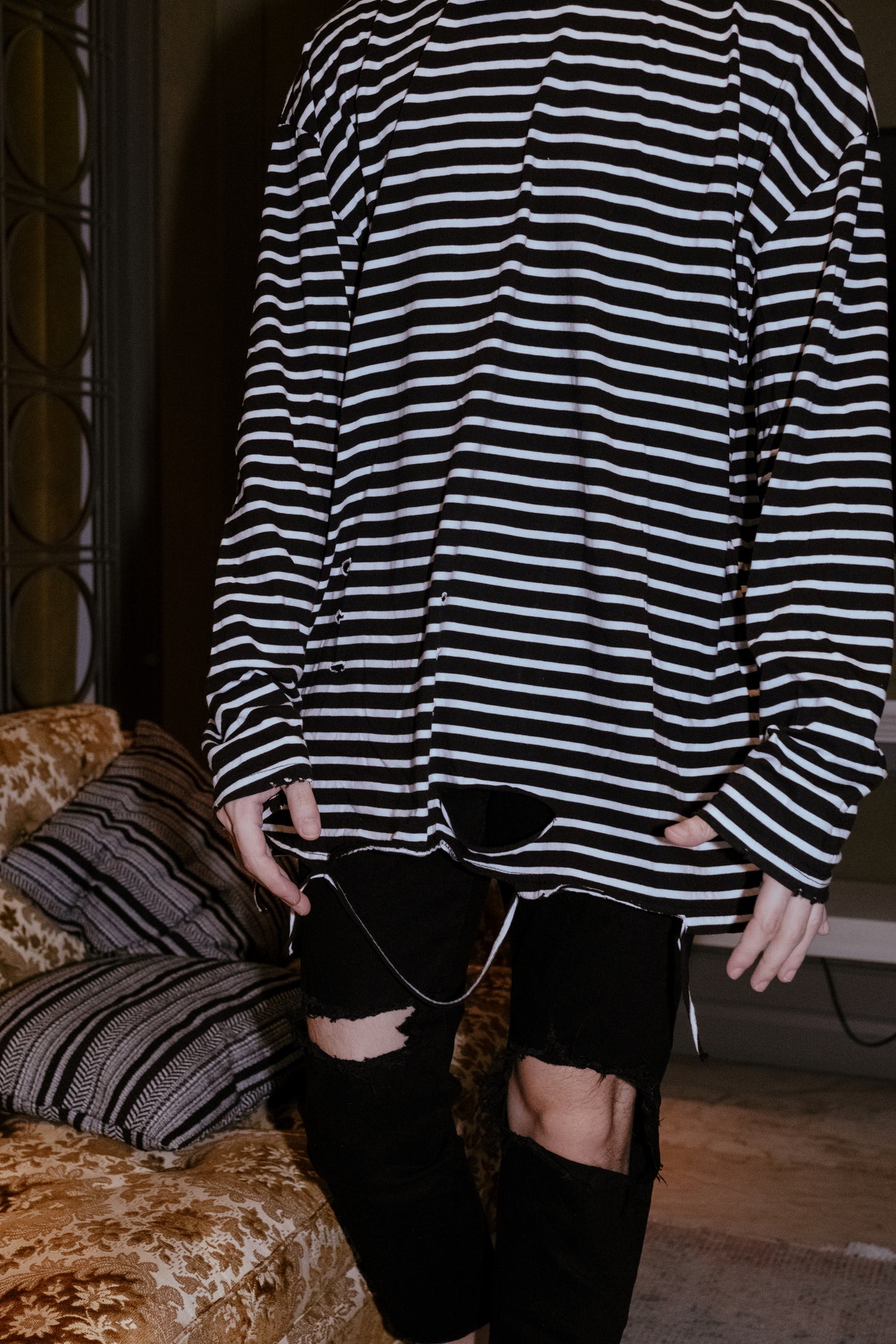 Ripped Knee Slim Straight Black Jeans