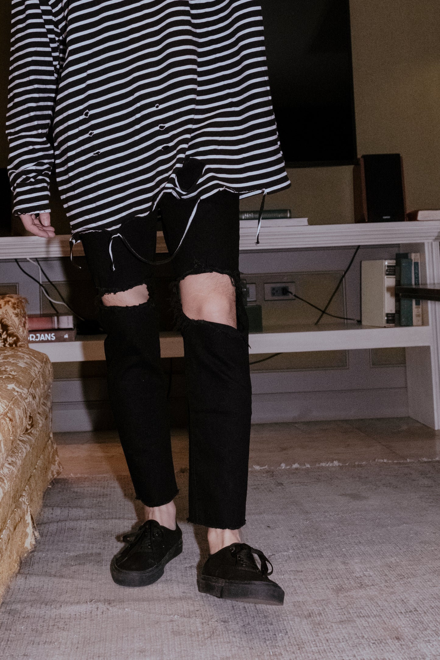 Ripped Knee Slim Straight Black Jeans