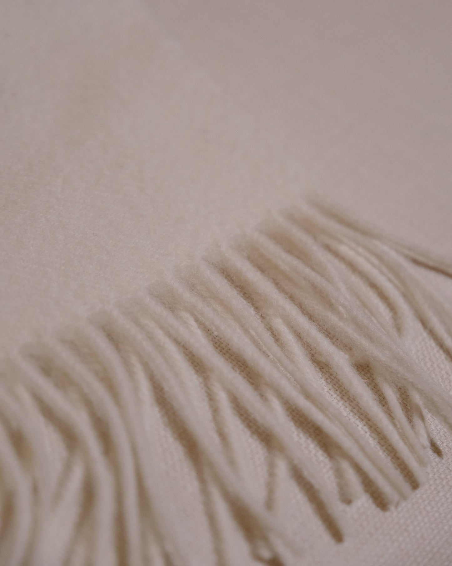 100% Wool Scarf - White