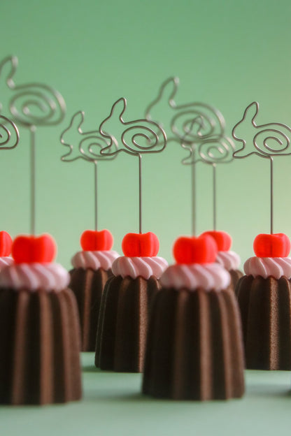 PetitSerie / Bunny Canelé Memo Holder