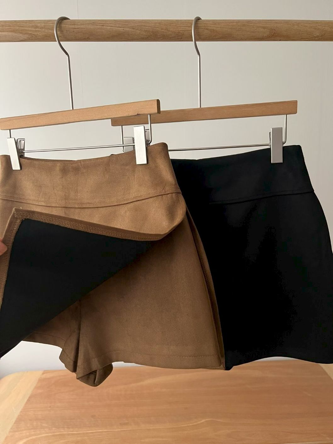 [ 🆕 滑捋捋麂皮裙褲 ] Fall Basic Suede Skorts - 2 colours