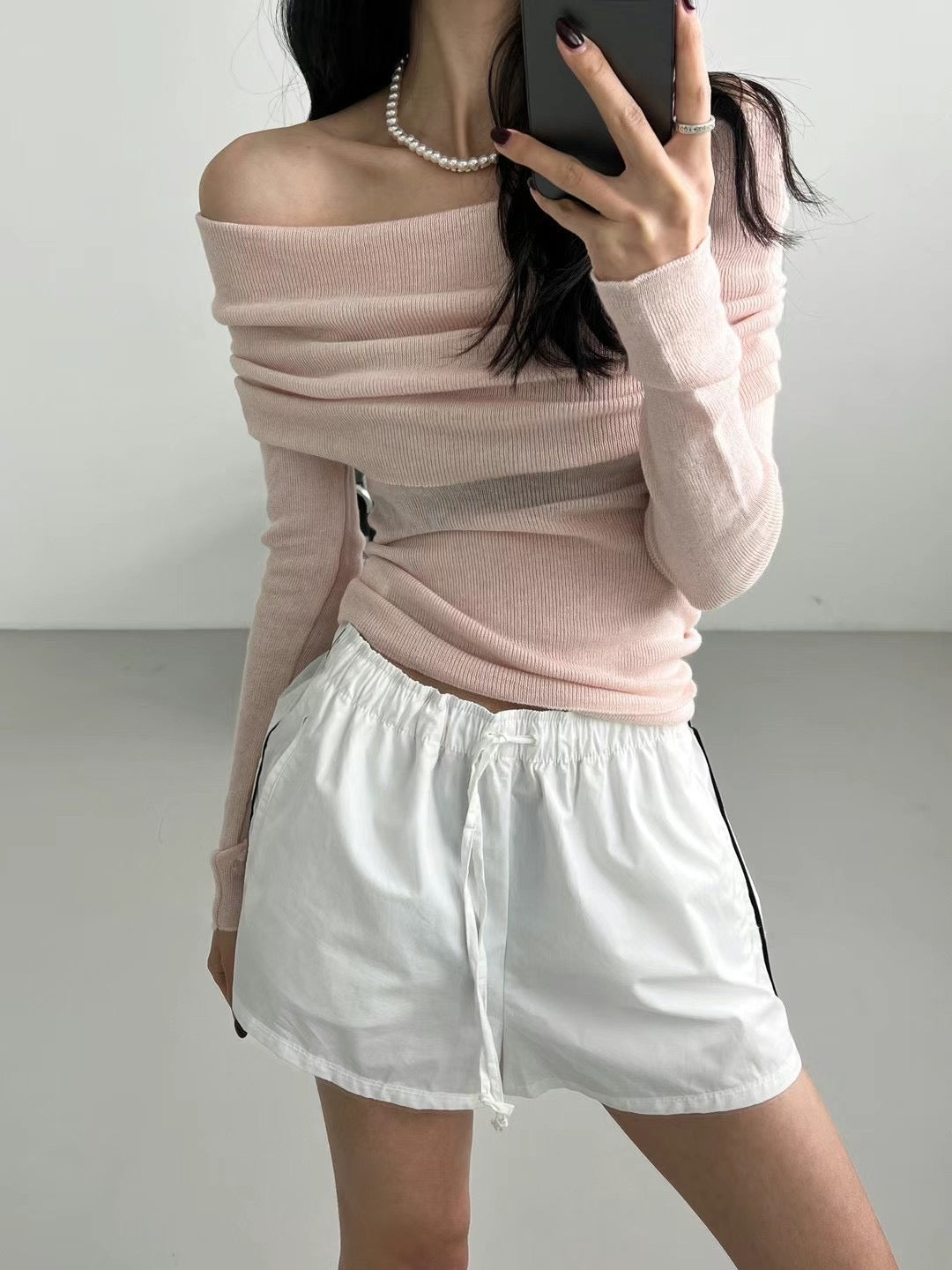 [ 必備 ! 軟糯親膚氣質款 ] Second Skin Off Shoulder Sheer Top - 4 colours