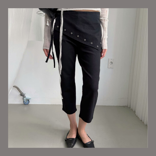 Grommet Overlay Cropped Trousers