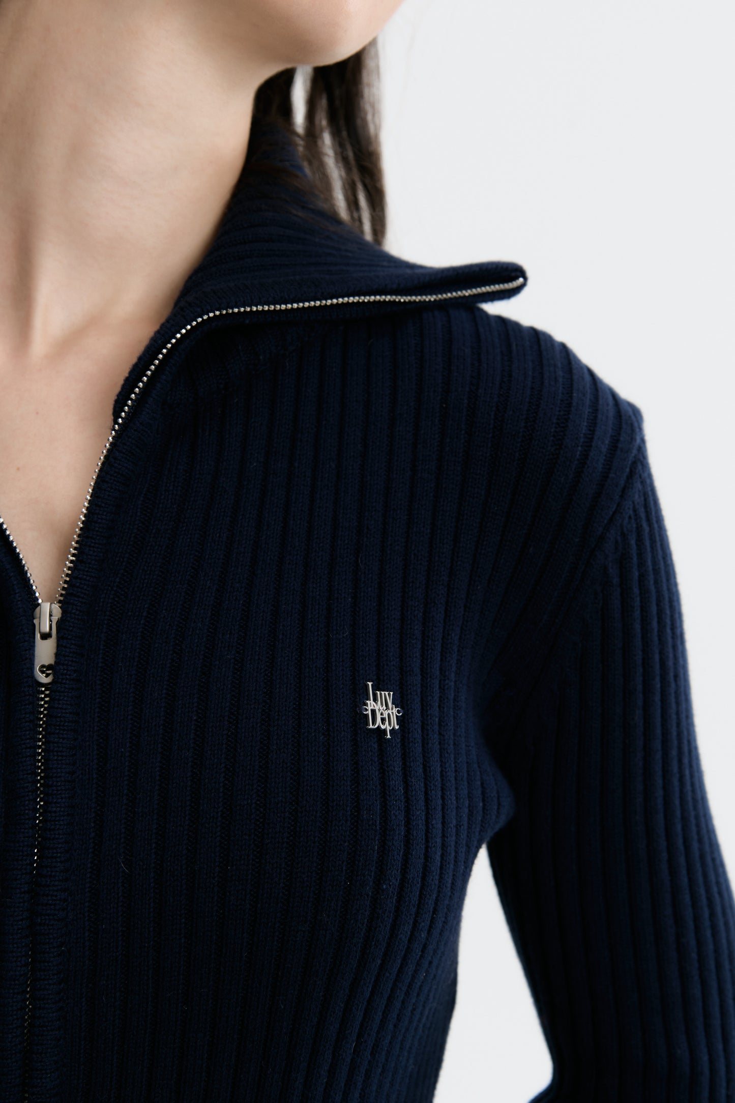 Luv Dept / The Core Full-Zip Sweater - Navy