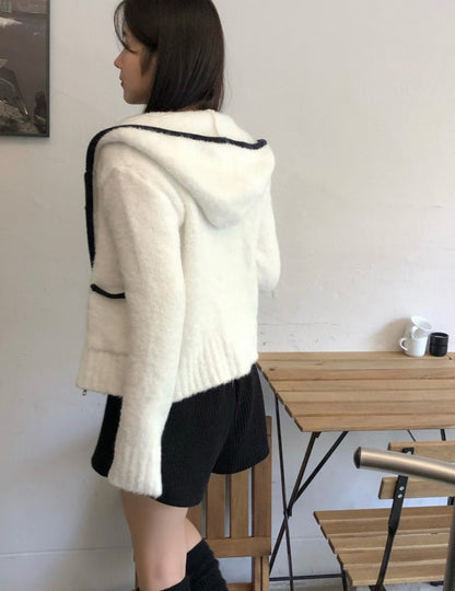 [ 🆕 可愛 & 自帶氣質 💓 毛絨感外套 ] Hearty Zip Up Cardigan - 2 colours