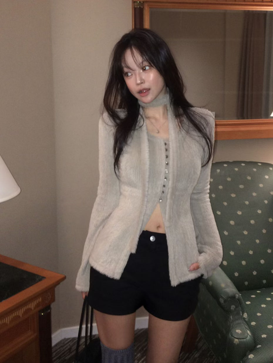 [ 🆕 搶手goody! 毛毛開衩長衫~ ] Fluffy Split Button Up  + Skinny Scarf - 3 colours