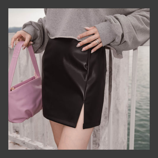 [ 百搭開叉皮裙 ] Faux Leather Mini Skirt Split