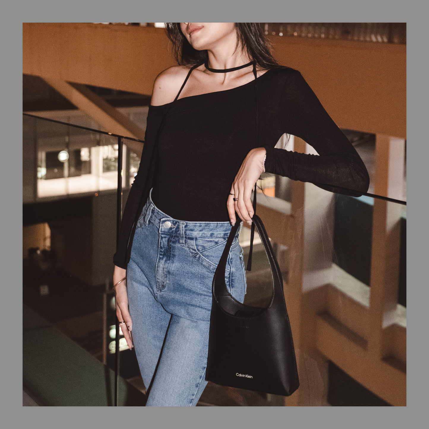 [ Sassy! 不暴露的性感! ] Single Shoulder Skinny Scarf Top