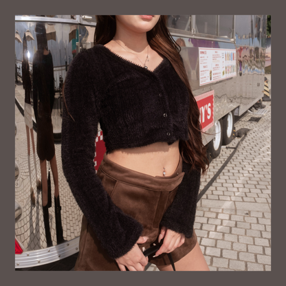 [ 無法抗拒的毛毛~勁軟糯超好襯!] Fluffy Button Up Top - 2 colours