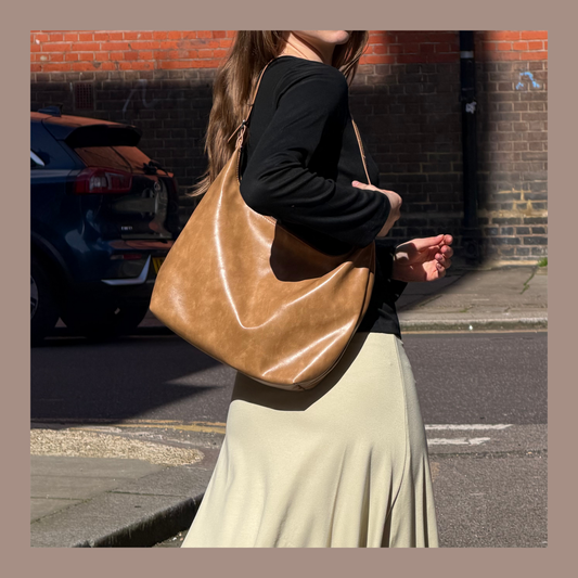July Mansion - Large Bente in Almond Brown
