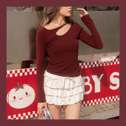 [ 🆕 大力推薦! 小性感彈性薄長衫 ] Sneak Out Top - 2 colours