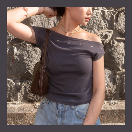 [ 新品優惠 🆕 型格日常! 斜肩鐵圈 top ] Studs Off Shoulder Tee