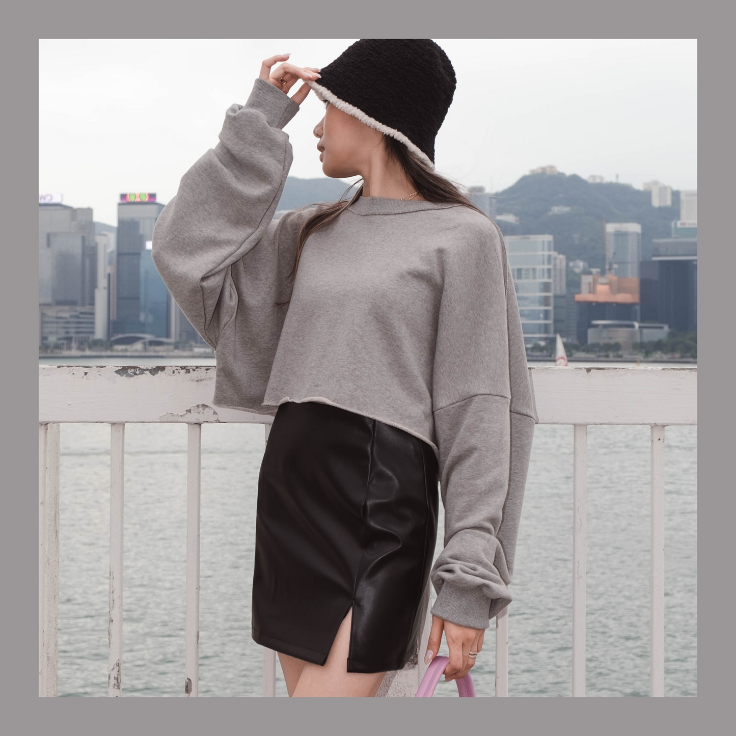 [ “BASIC” 得與別不同! ] Crewneck Oversized Cropped Sweatshirt - 3 colours