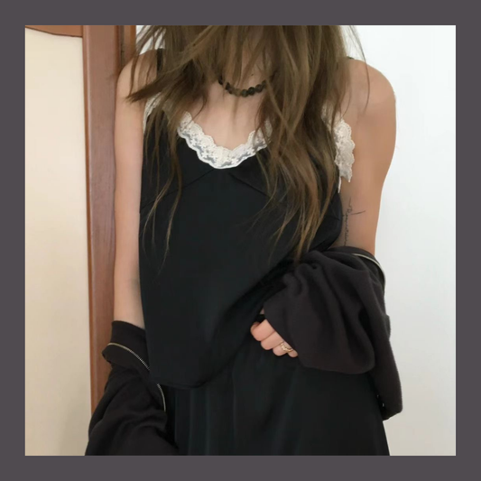 [ 🆕 soft girl era ᪥𓍼᪥𓍼᪥𓍼 質感繡花 lace 背心 ] Embroidered Lace Sheer Cami - 2 colours