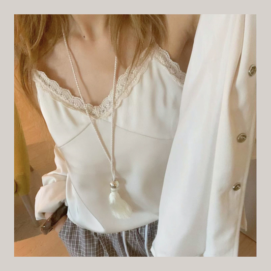 [ 🆕 soft girl era ᪥𓍼᪥𓍼᪥𓍼 質感繡花 lace 背心 ] Embroidered Lace Sheer Cami - 2 colours