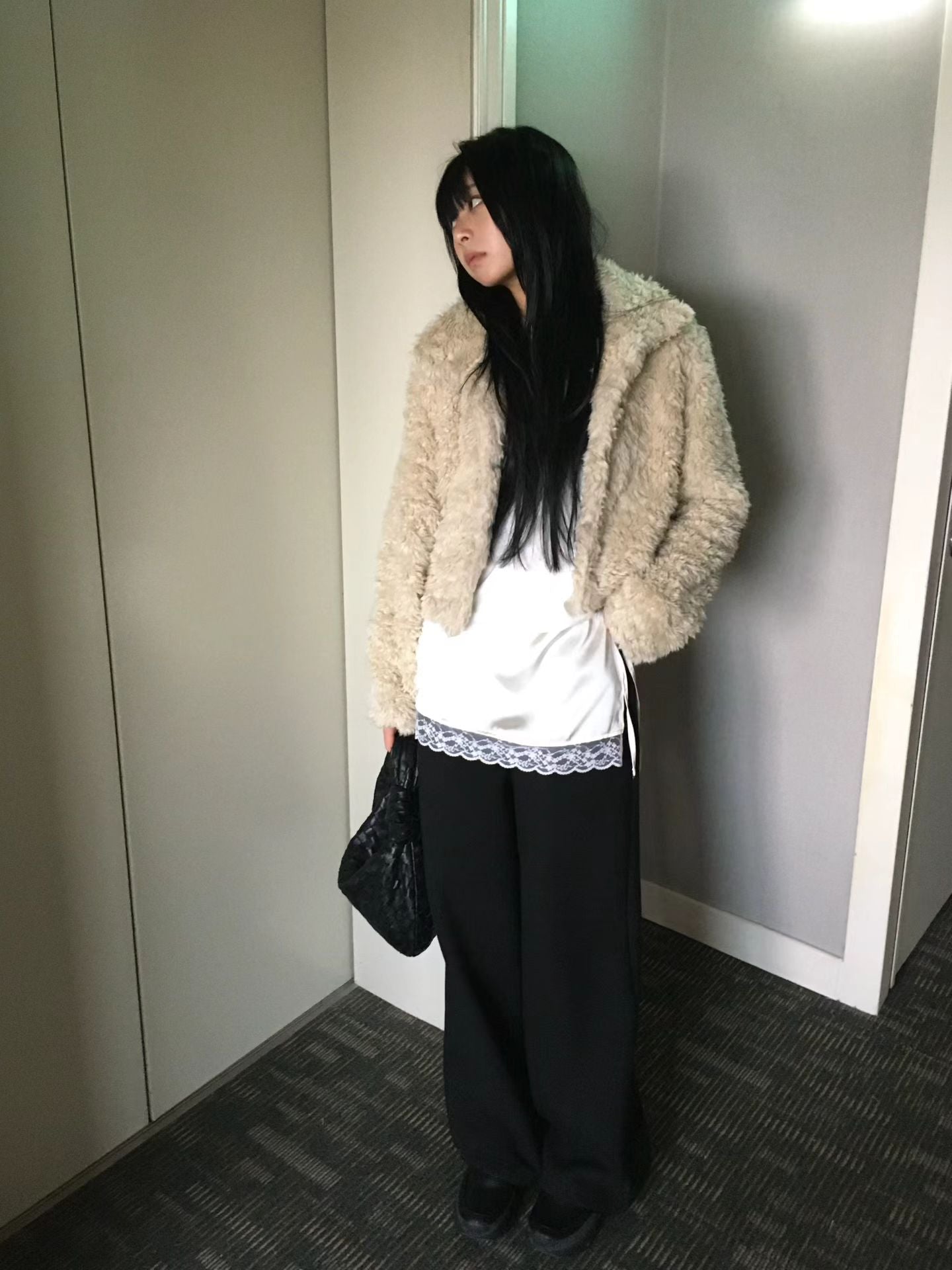 [ 🆕 有型又可愛~! 卷毛毛短外套 ] Puppy Love Fluffy Jacket - 2 colours