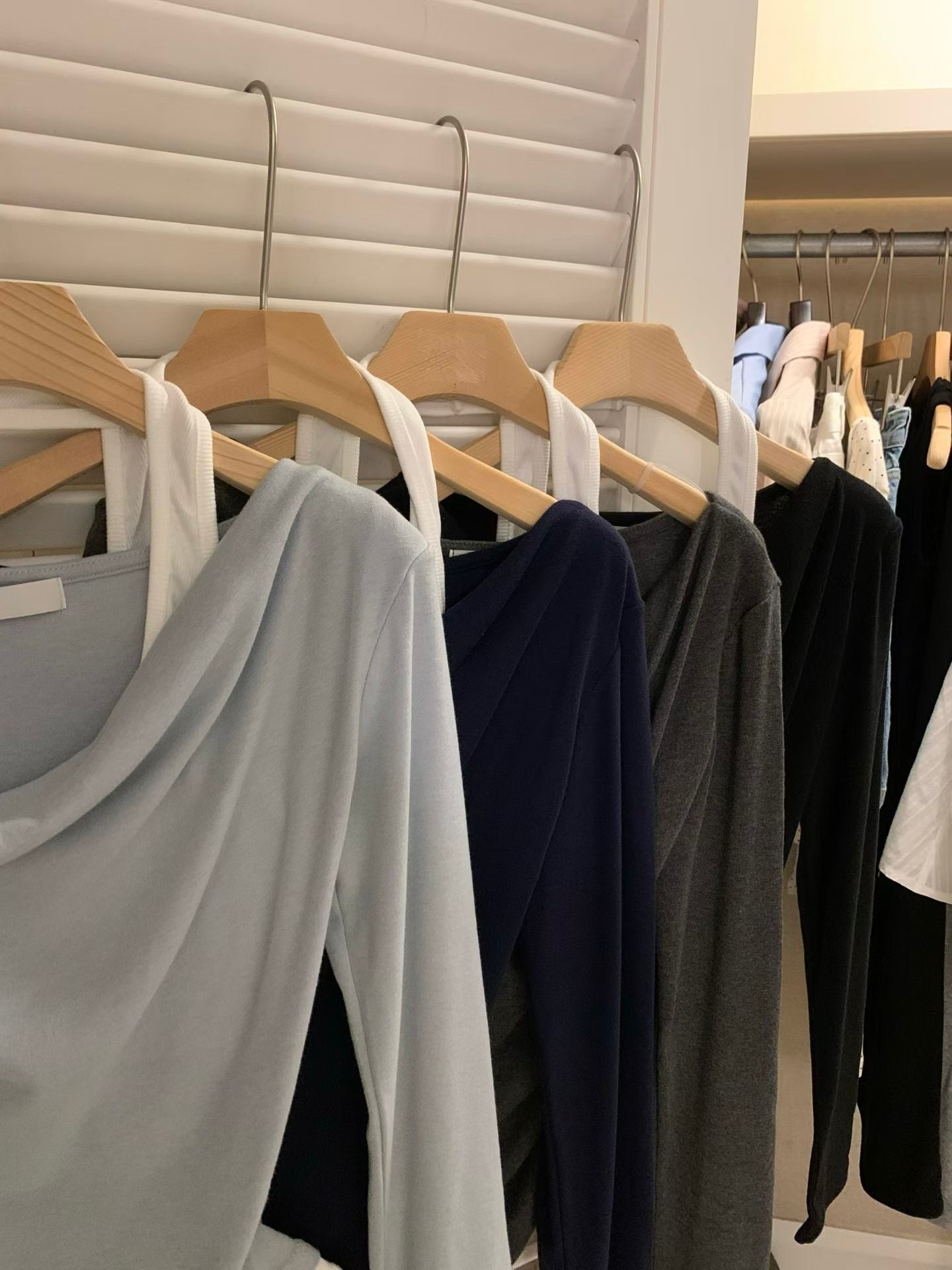 [ 🆕 Clean Fit ۶ৎ 氣質假兩件 top ] States Layering Top - 4 colours