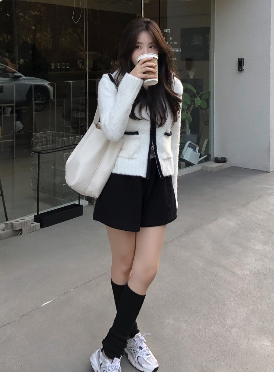 [ 🆕 可愛 & 自帶氣質 💓 毛絨感外套 ] Hearty Zip Up Cardigan - 2 colours