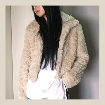 [ 🆕 有型又可愛~! 卷毛毛短外套 ] Puppy Love Fluffy Jacket - 2 colours
