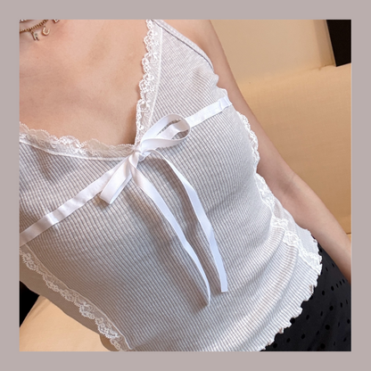[ 🆕 可鹽可甜 𐙚⋆°🦢.⋆ᥫ᭡ 絲帶蝴蝶結小背心 ] Palette Lace Cami - 2 colours