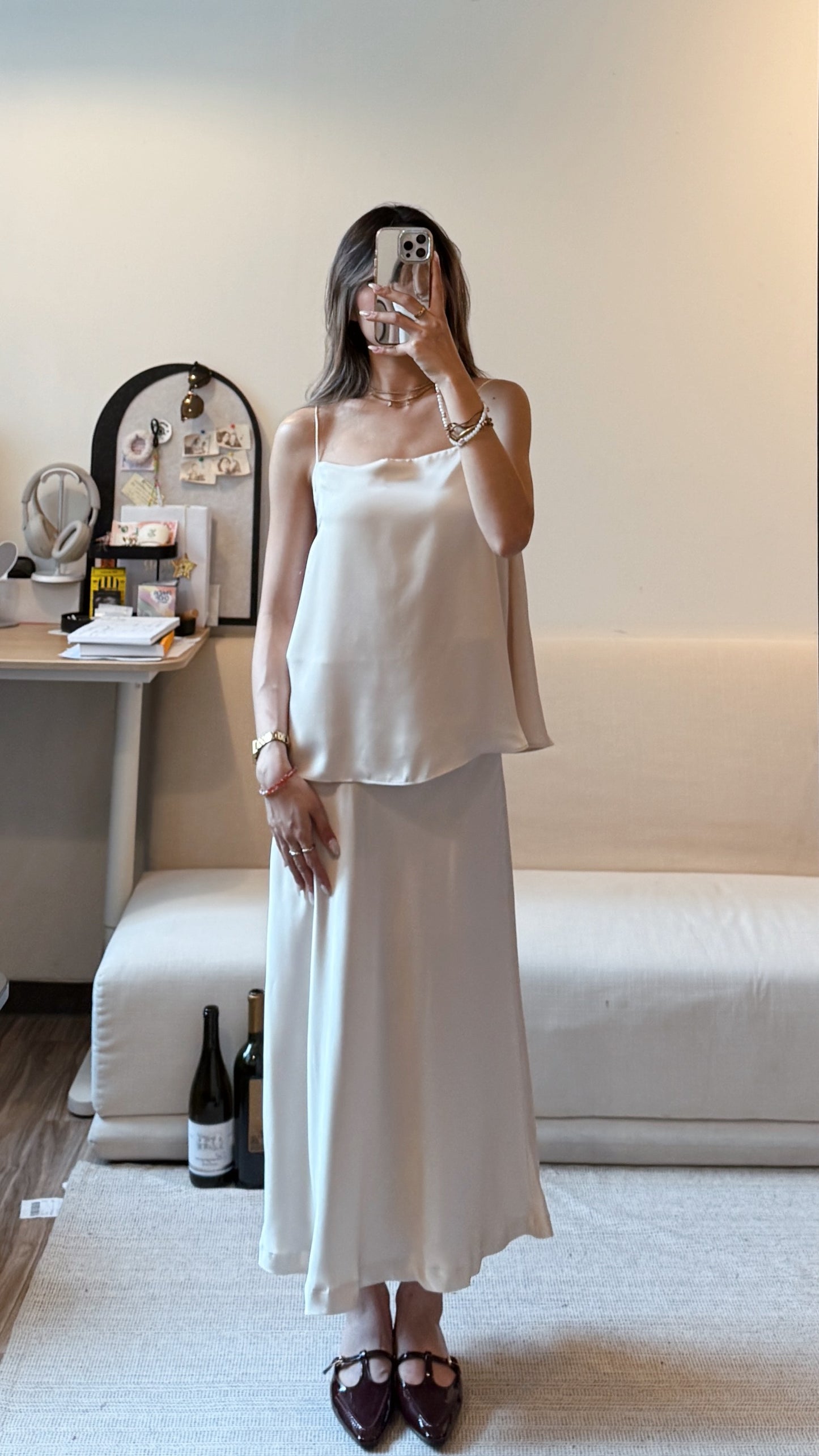 [ 極致高級感 🫧🐚✧˖°柔滑絲質 簡約氣質吊帶 ] Satin Spaghetti Cami - 2 colours