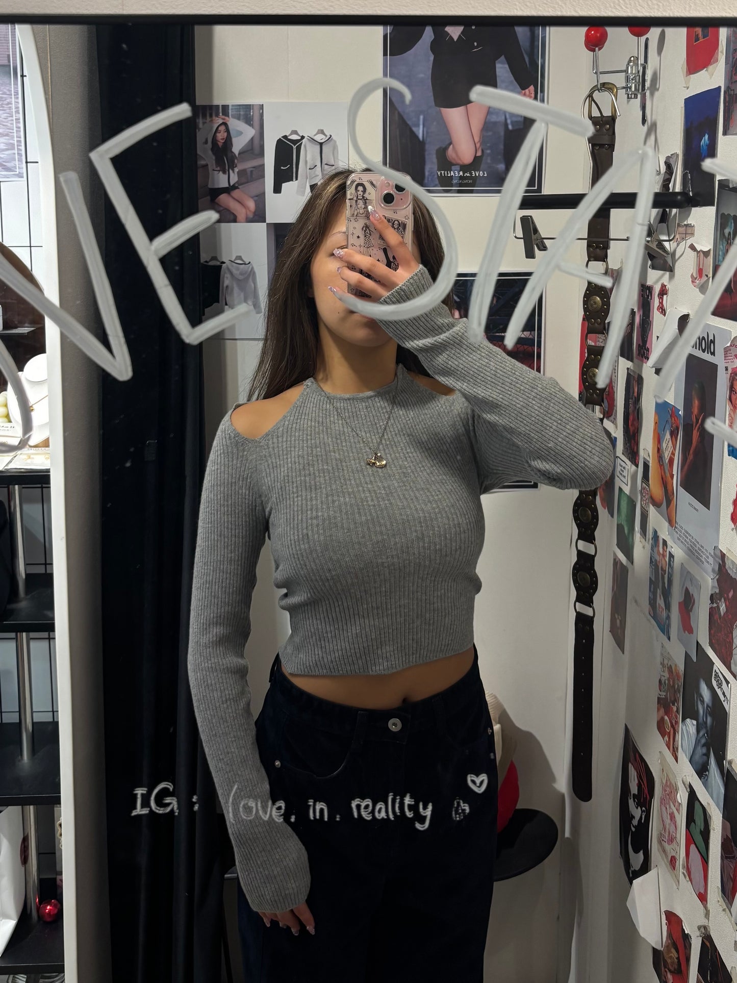 [ 🆕 小性感露膊 top ] Celia Halter Long sleeves Top - 2 colours