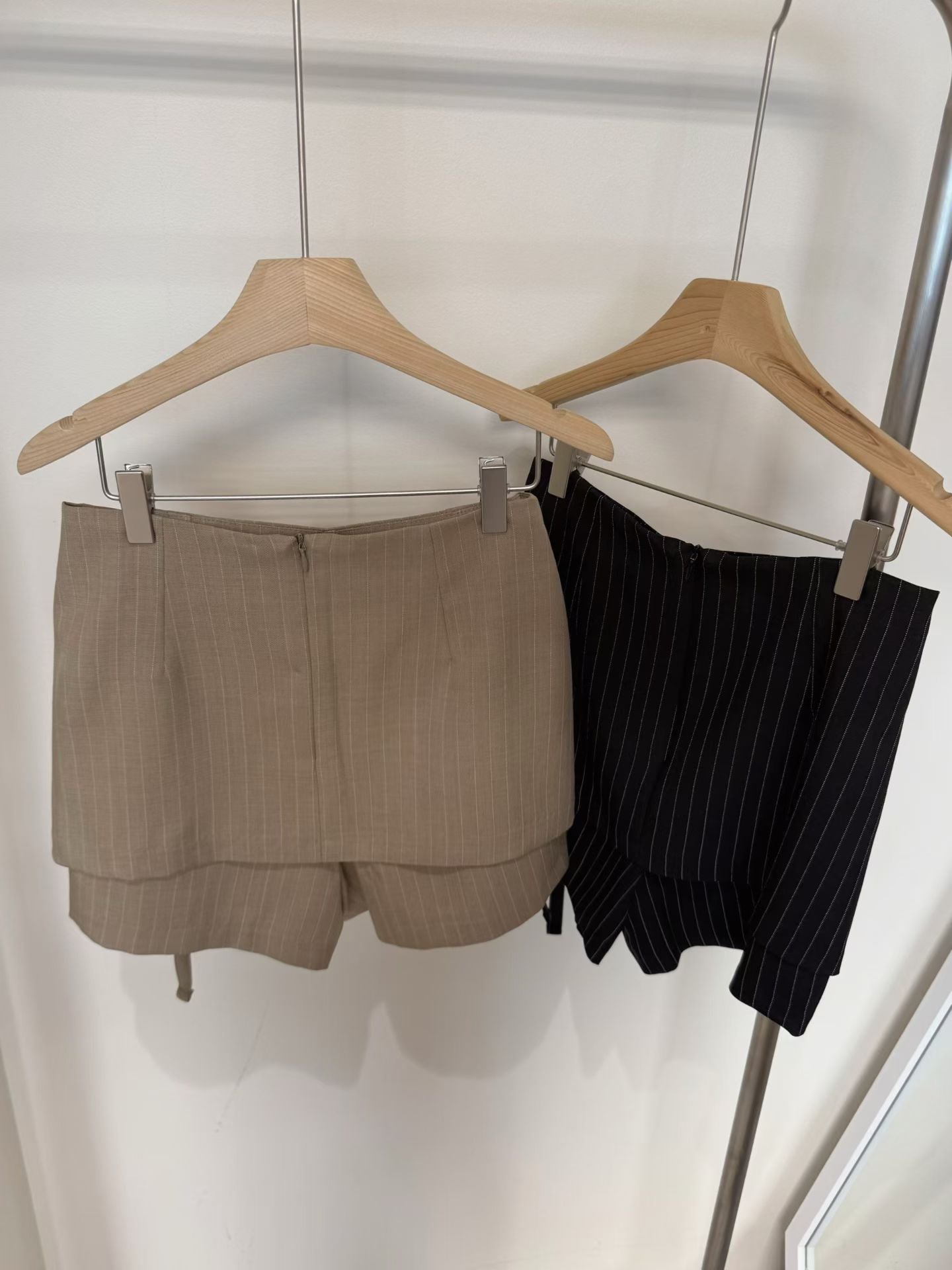 [ 🆕 斯文氣質款~ 直間裙褲 超安全! ] Siren Stripes Mini Skorts - 2 colours