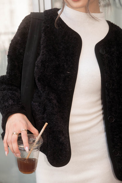 [ 🆕 超厚實! 超氣質! 短毛毛保暖外套 ] Bear Bear Fluffy Jacket - 2 colours