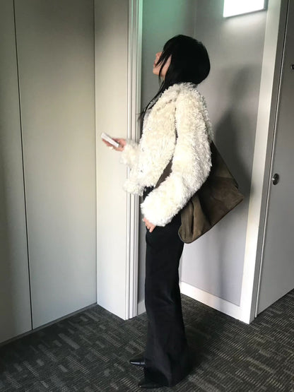 [ 🆕 有型又可愛~! 卷毛毛短外套 ] Puppy Love Fluffy Jacket - 2 colours