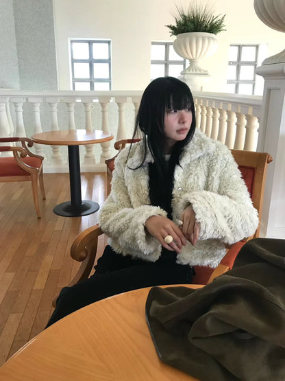 [ 🆕 有型又可愛~! 卷毛毛短外套 ] Puppy Love Fluffy Jacket - 2 colours