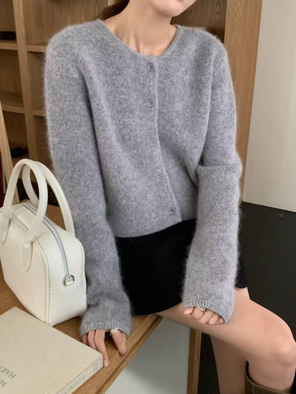 [ 🆕 親膚雲感~ 輕盈保暖~ 高質安哥拉山羊毛冷衫 ] Fleecy Angora Cardigan - 7 colours