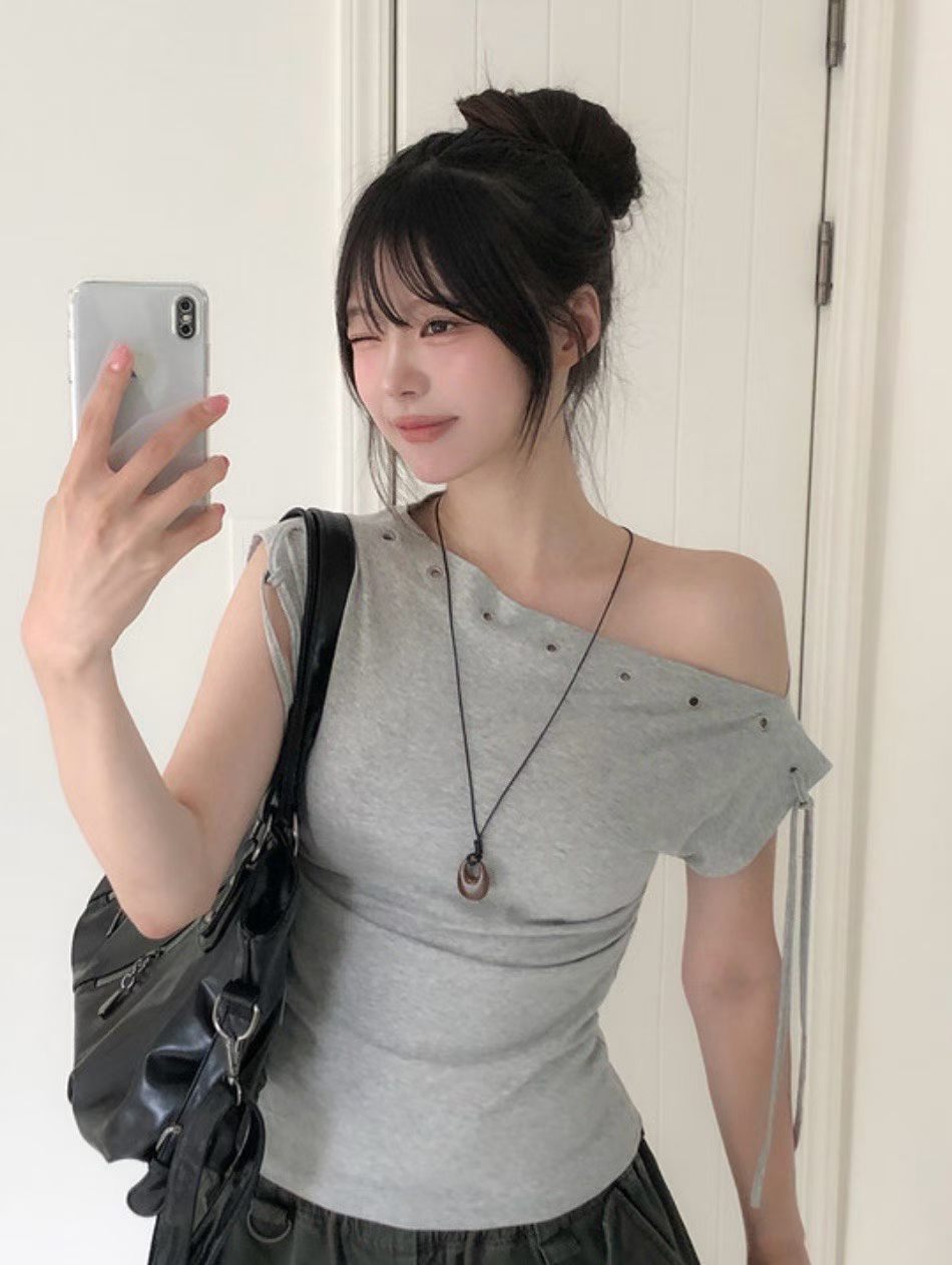 🆕  Eyelet Off-Shoulder Drawstring Top - 3 colours