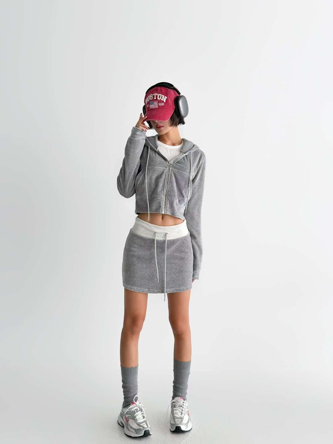 [ 🆕 絲絨休閒短裙~ 內置打底] Royal Velvet Mini Skorts - 2 colours