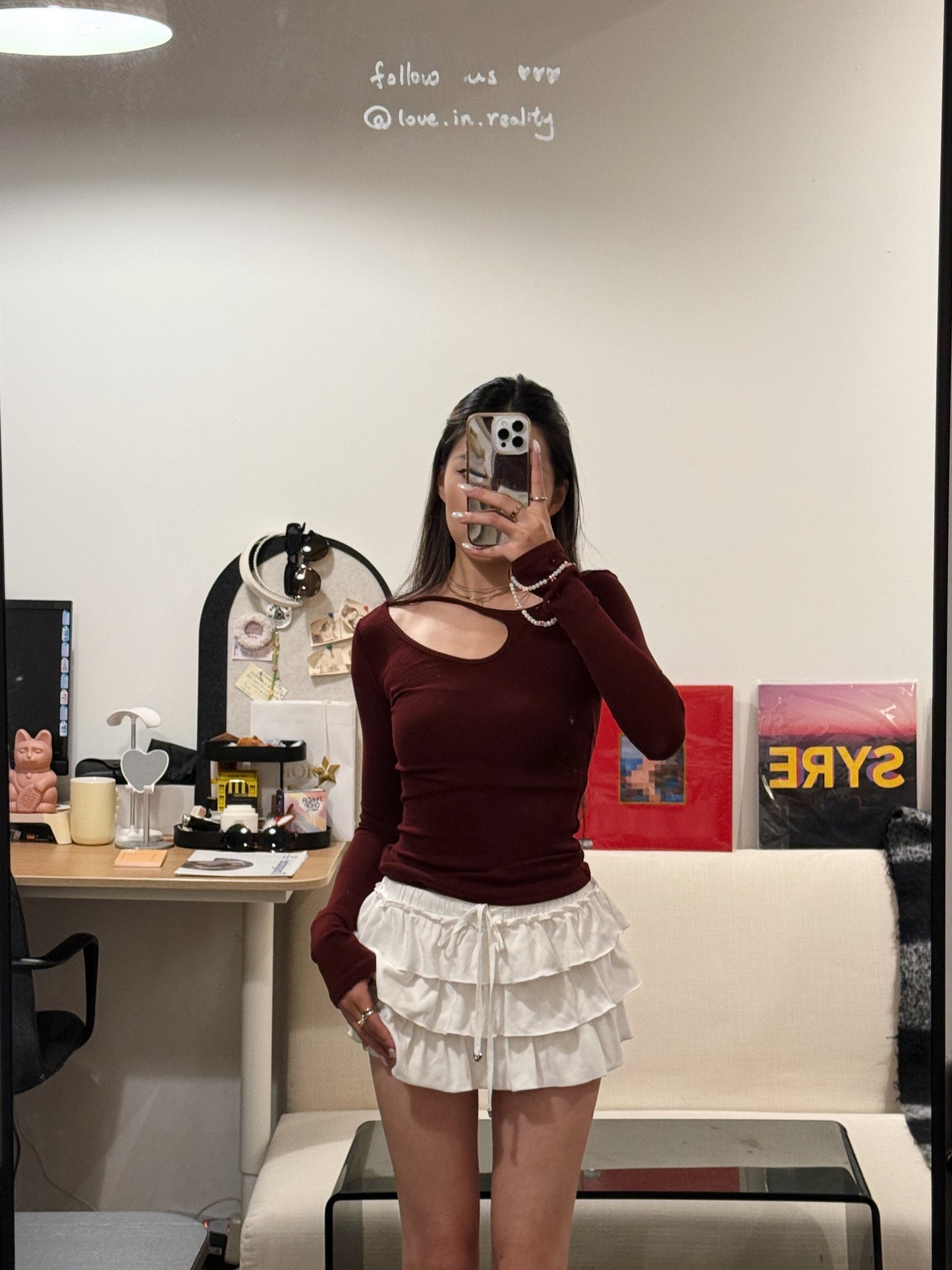 [ 🆕 大力推薦! 小性感彈性薄長衫 ] Sneak Out Top - 2 colours