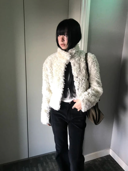 [ 🆕 有型又可愛~! 卷毛毛短外套 ] Puppy Love Fluffy Jacket - 2 colours